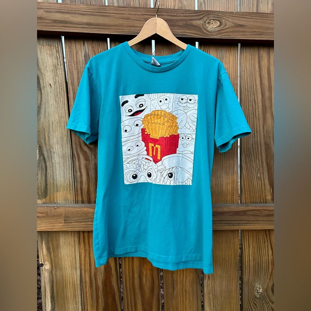 McDonalds Collectors Cup Edition CREW 2024 TSHIRT, BRIGHT BLUE Sz. Large